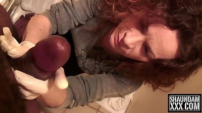 QUARANTINE HAND JOB SLUTTY MOM STROKING OFF SHAUNDAM THE BATHROOM